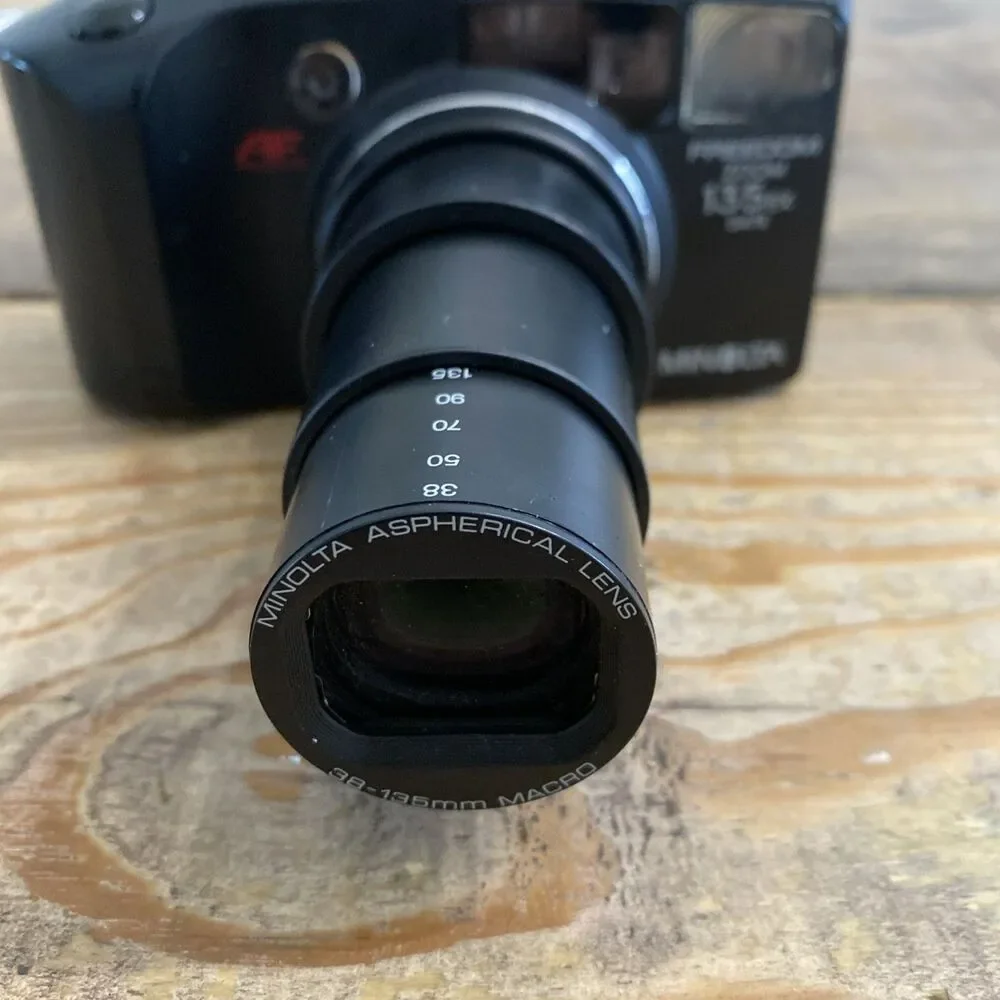 Minolta Freedom Zoom 135EX Date 35mm Film - 38-135mm Macro - Read
